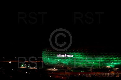GER, Allianz Arena in Gruen zum St. Patrick s Day